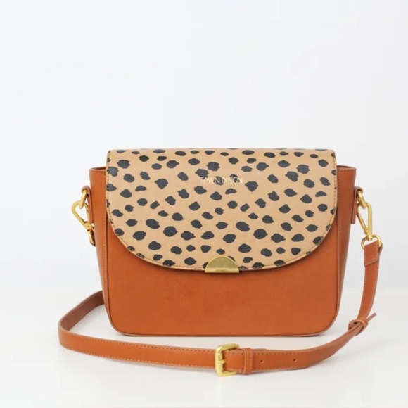 Fawn Designs Print Holliday Collection The Oversized Croissant Bag - Picture 1 of 12